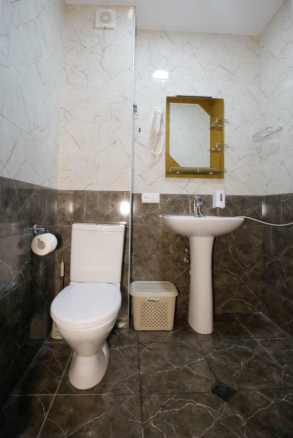 Hotel Anseza à Koutaïssi Extérieur photo