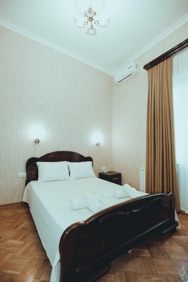 Hotel Anseza à Koutaïssi Extérieur photo